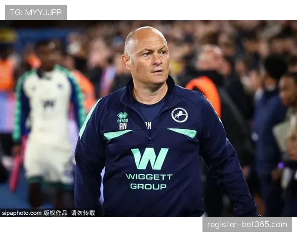 国际雪联单,板滑雪障碍,追逐世界杯,世界杯赛事,2026世界杯,赛程安排,比赛资讯,参赛球队