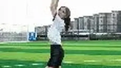 中国球员宣布回归消失4年的西乙B赛场